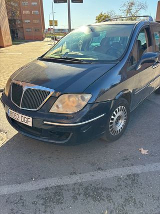 Lancia Phedra 2005