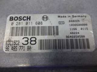 Centralita del motor Fiat Ulysse Peugeot 807 0281011608 9648577180