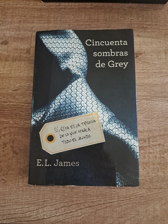CINCUENTA SOMBRAS DE GREY
