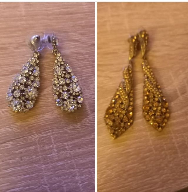 Pendientes dorados y plateados