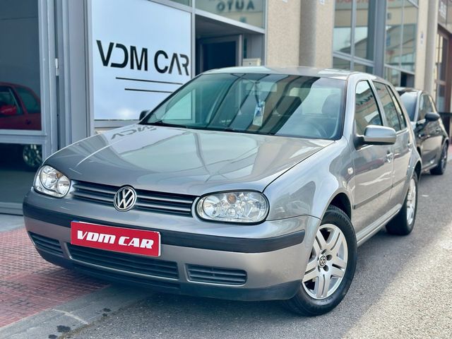 Volkswagen Golf 2003