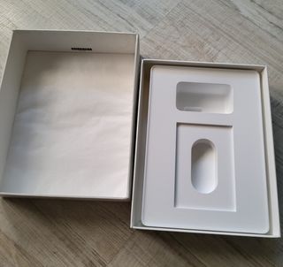 Caja iPad 2 WiFi 3G 64GB - Negro