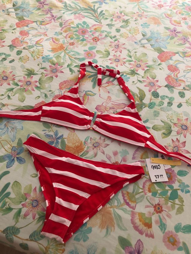 Chollo (Con etiqueta) biquini a rayas NUEVO.