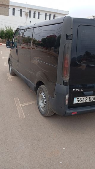 Opel Vivaro 2005
