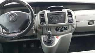 Opel Vivaro 2005