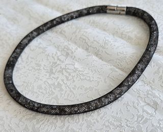 Collar Swarovski Stardust negro
