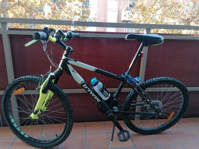 Bicicleta BTWIN 24" negra/amarilla