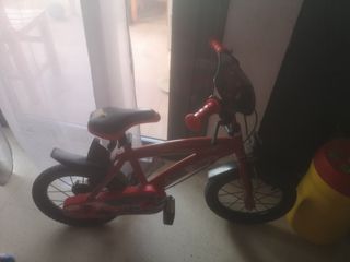Bicicleta Rayo McQueen infantil
