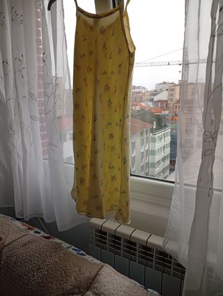 Conjunto de bata y camisón 
