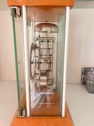 Reloj mecánico antiguo
