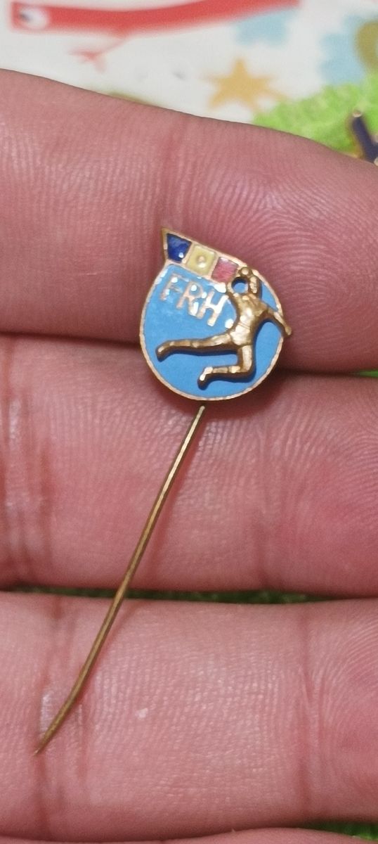Pin FRH - Insignia de Balonmano
