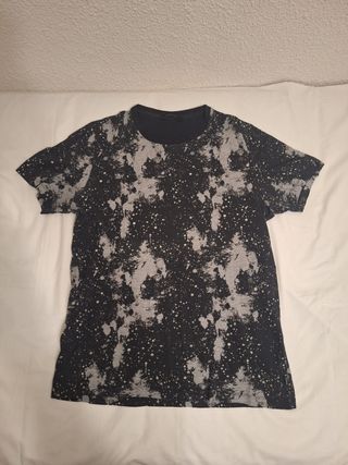 Camiseta negra y gris - Diseño único