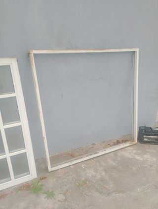 Ventana aluminio blanco 12 paneles
