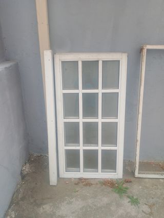 Ventana aluminio blanco 12 paneles