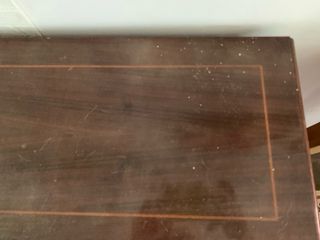 Mueble de madera maziza barnizada- Almacenaje