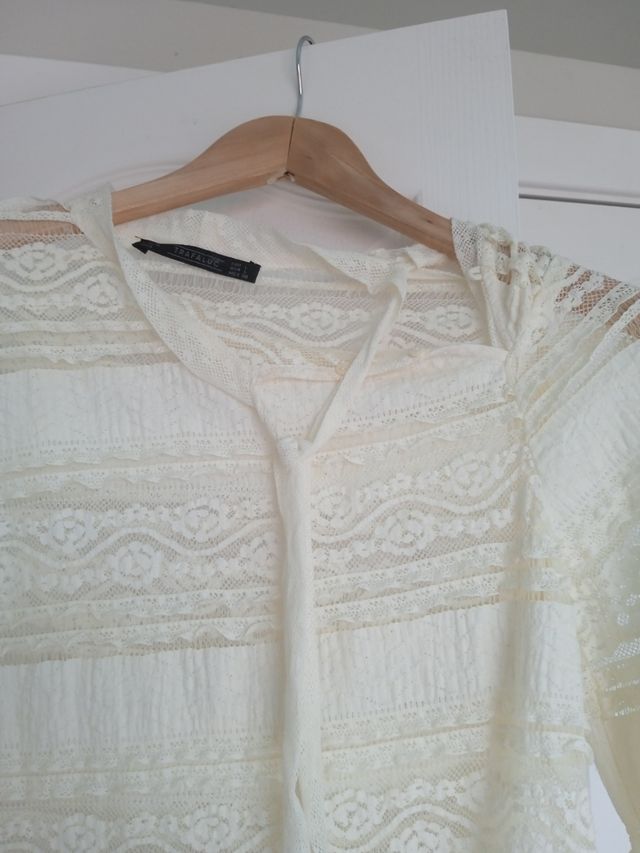 Blusa encaje blanca