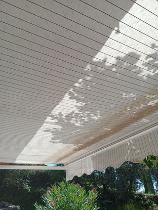 Toldo beige - protección solar