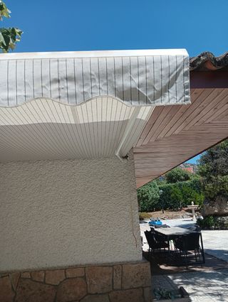 Toldo beige - protección solar