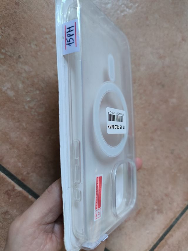 Custodia iPhone 15 Pro Max Magsafe trasparente