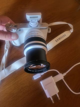 Samsung NX300 bianca - Fotocamera