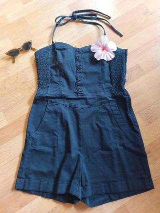 Mono negro verano 