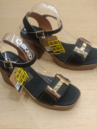 Sandalias CHIKA10 negras