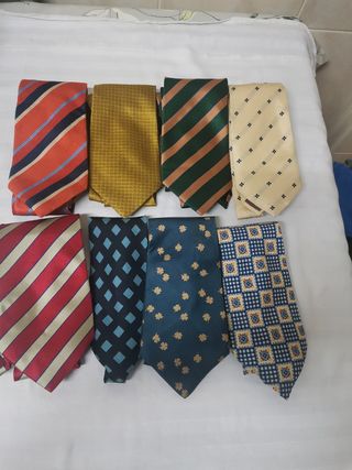 8 Corbatas de seda | Colores varios