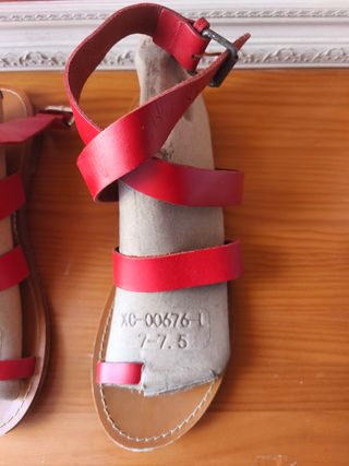 Sandalias rojas Pull&Bear - 37