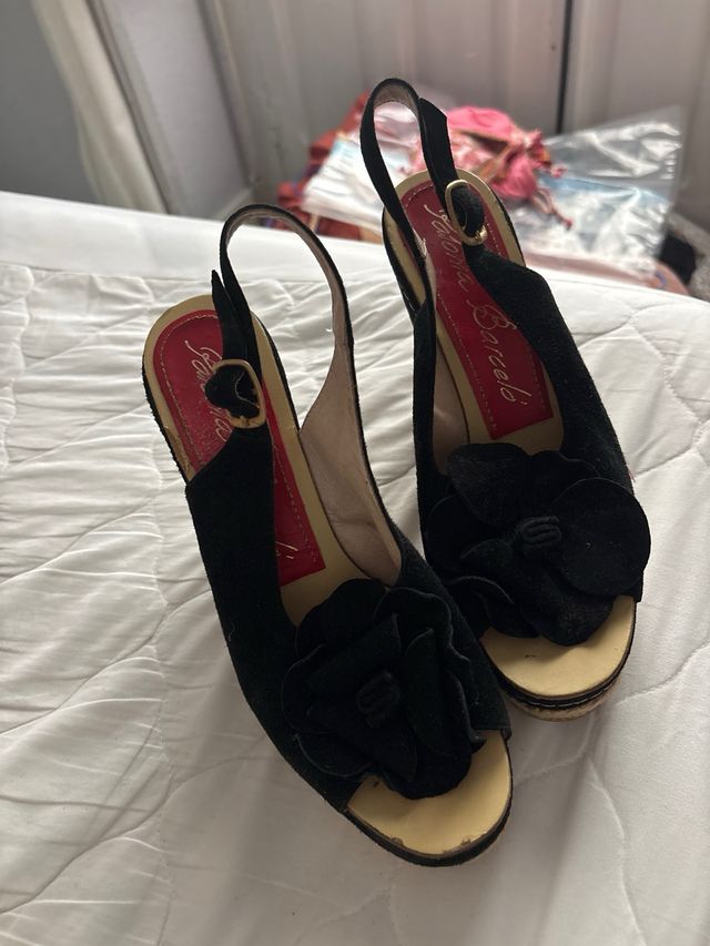 Cuñas negras ante - talla 37