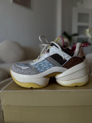 Zapatillas Michael Kors multicolor, talla 36