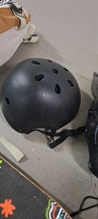 Kit Skate: Patín, casco, protecciones