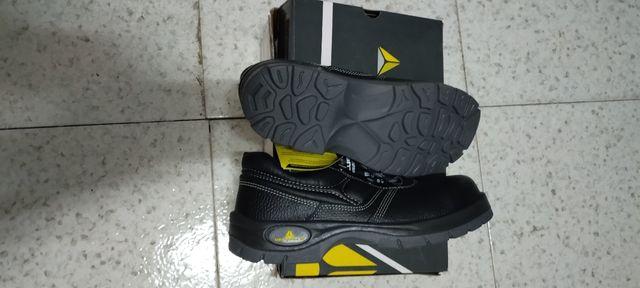 Zapatos seguridad Cofra negros