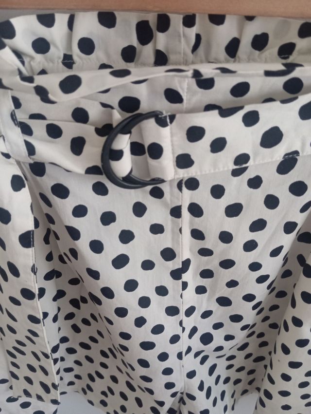 Bermudas Zara lunares blanco y negro
