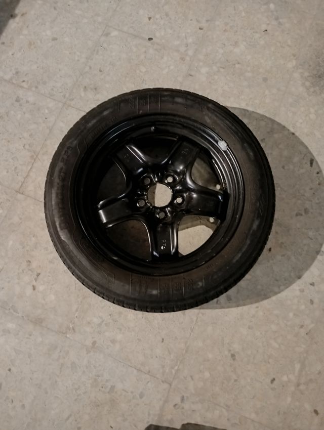 Rueda 16" - Llanta de repuesto