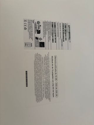 MacBook Air 13" M2 Gris Espacial