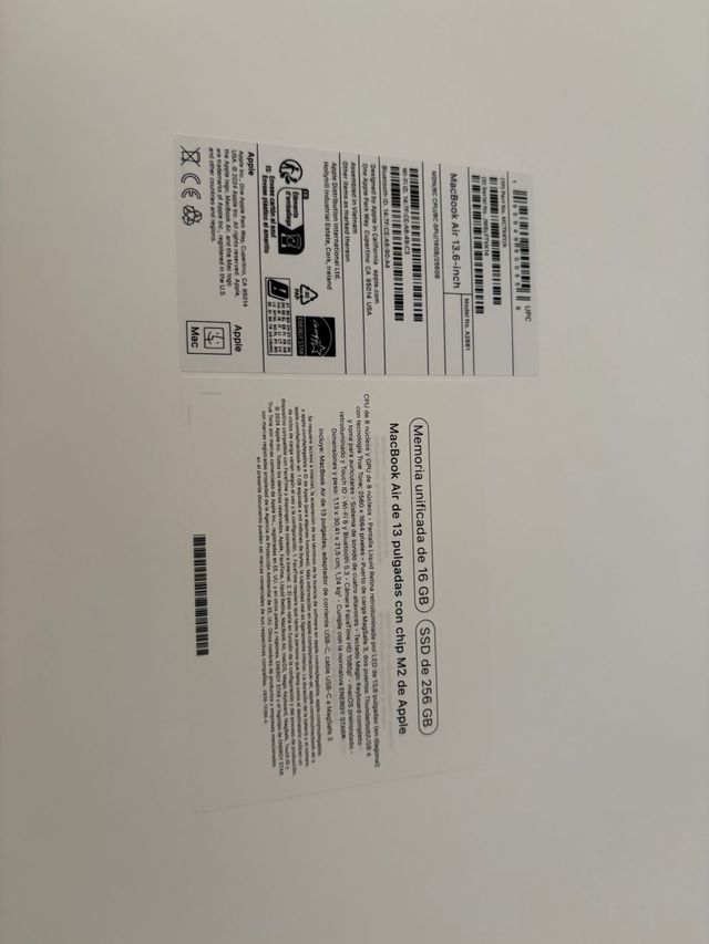 MacBook Air 13" M2 Gris Espacial