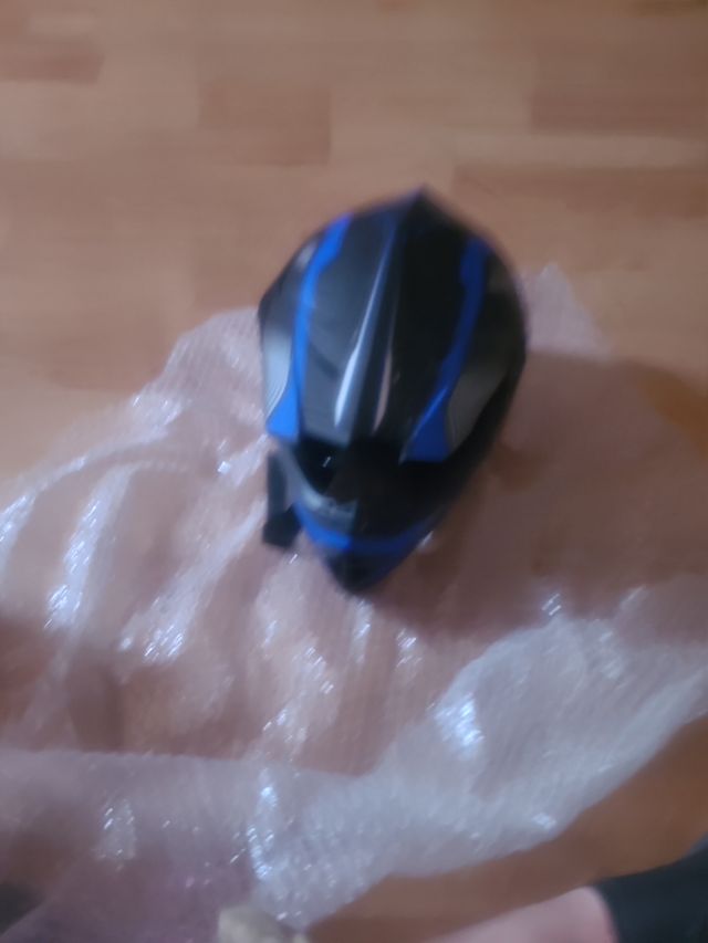 Casco da motocross con occhiali