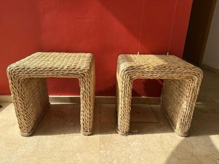 set di sedute in vimini con cuscino