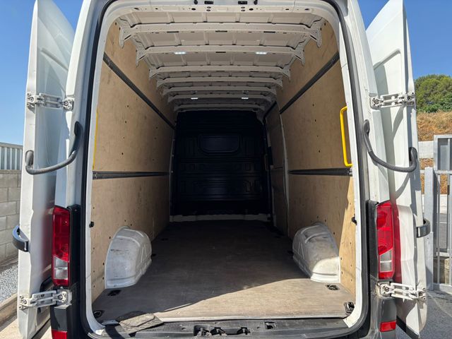 Volkswagen Crafter 2021