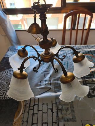 Lampara techo 5 brazos dorada