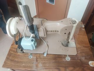 Máquina coser Singer antigua