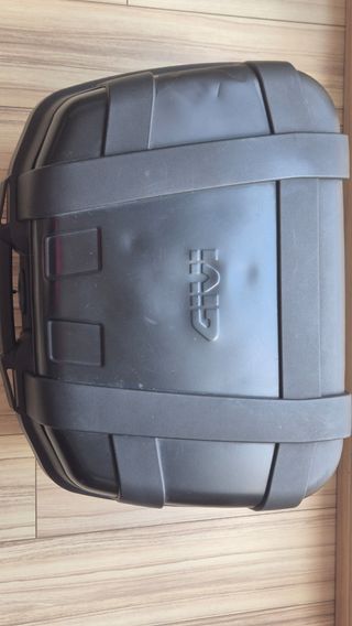 Baúl moto Givi Trekker TRK52N