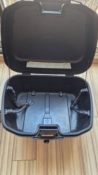 Baúl moto Givi Trekker TRK52N