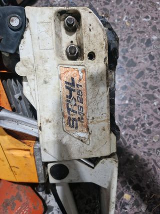 2 Motosierras imitacion Stihl