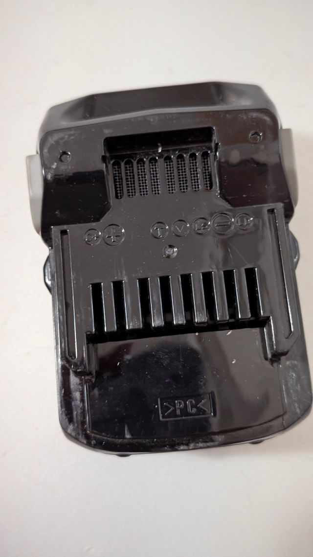 Carcasa vacía de Batería Hikoki 18V 5.0Ah