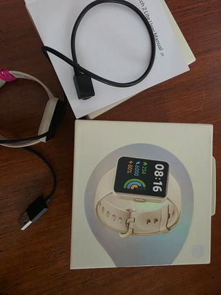 Reloj Xiaomi. Rayadura en cristal.