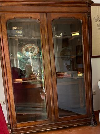 Libreria clásica madera caoba maciza con cristales