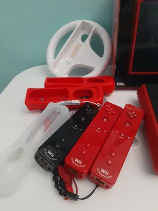 Wii mini Nintendo rossa + accessori