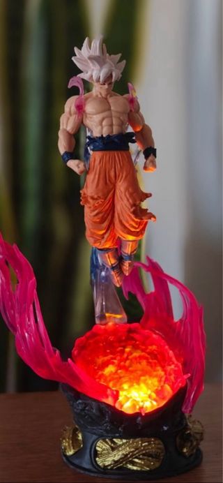 Figura Goku Ultra Instinto