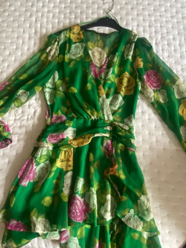 Vestido Zara flores verde